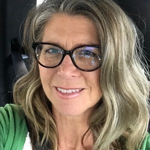 Meet your Posher, Teresa